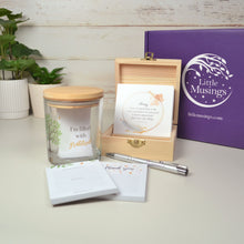 Load image into Gallery viewer, Get inspired bundle with display box